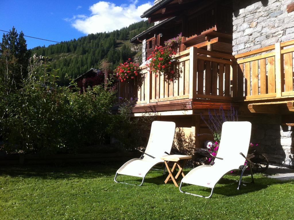 Les Trompeurs Chez Odette Bed and Breakfast Cogne Rum bild